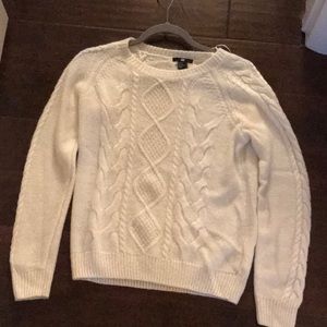 H &M sweater